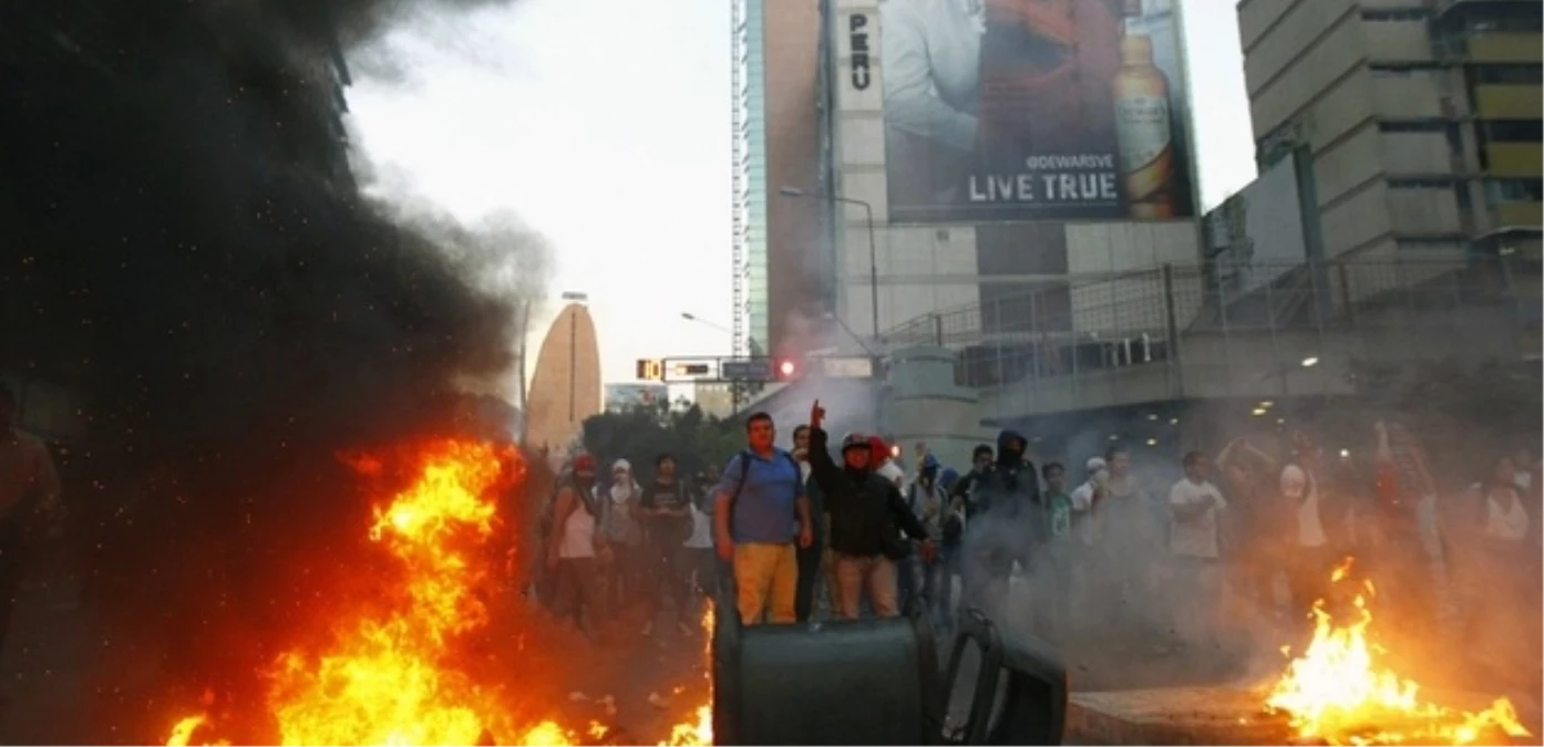Venezuela\'daki Gösteriler