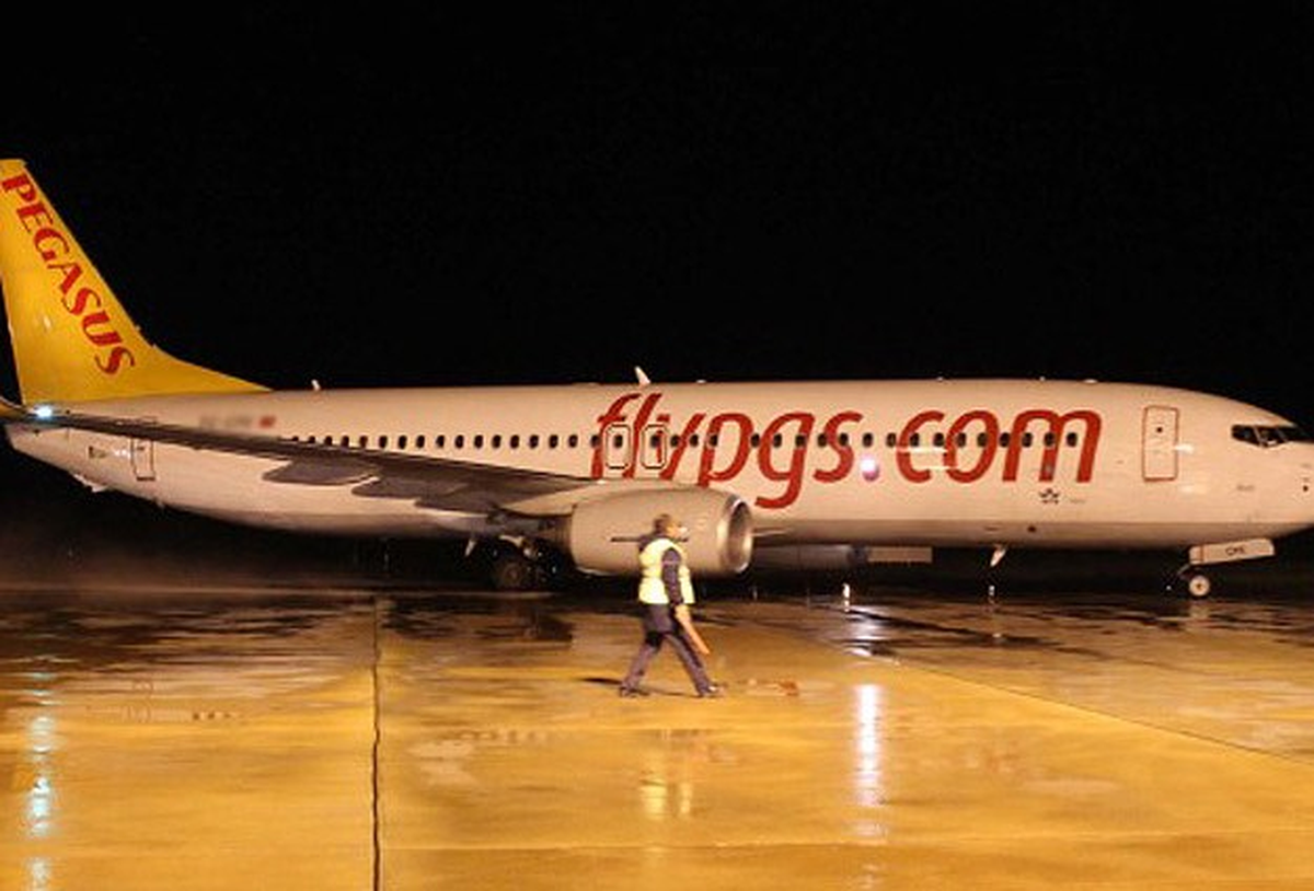 8 Uçak İstanbul Yerine İzmir\'e İndi