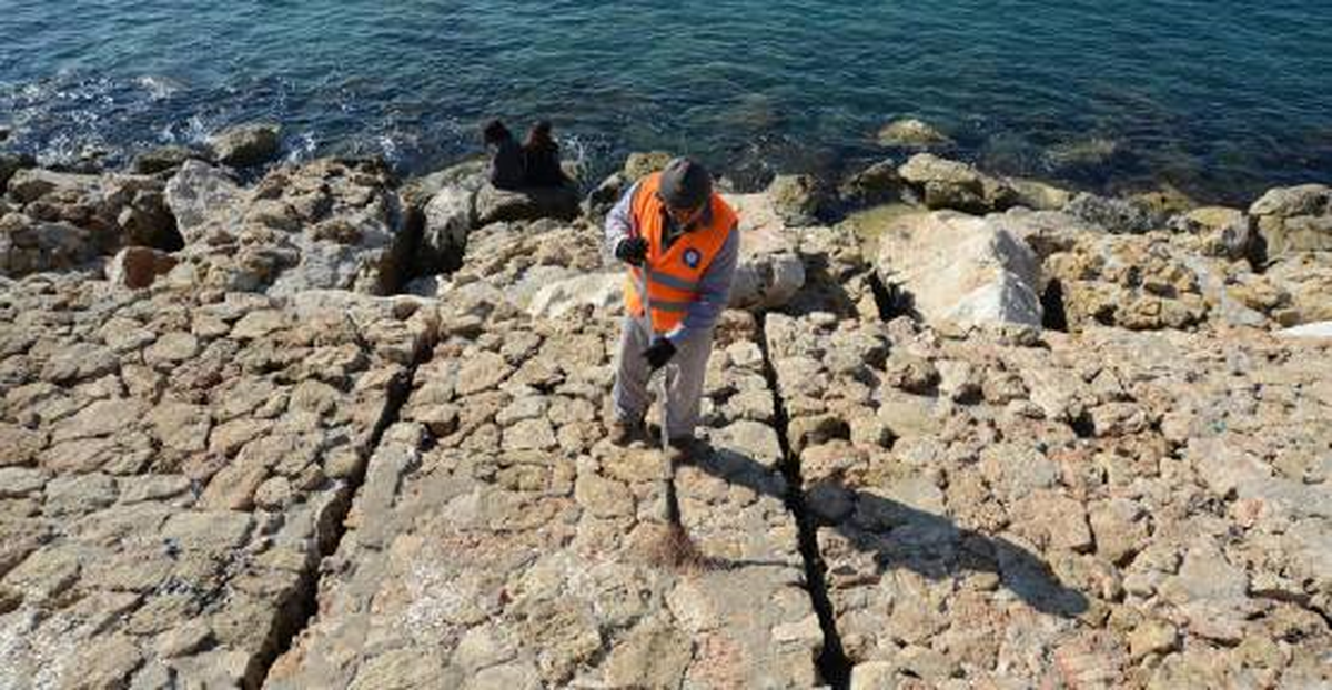 Antalya, Kaleiçi ve Yat Limanında Temizlik Başladı