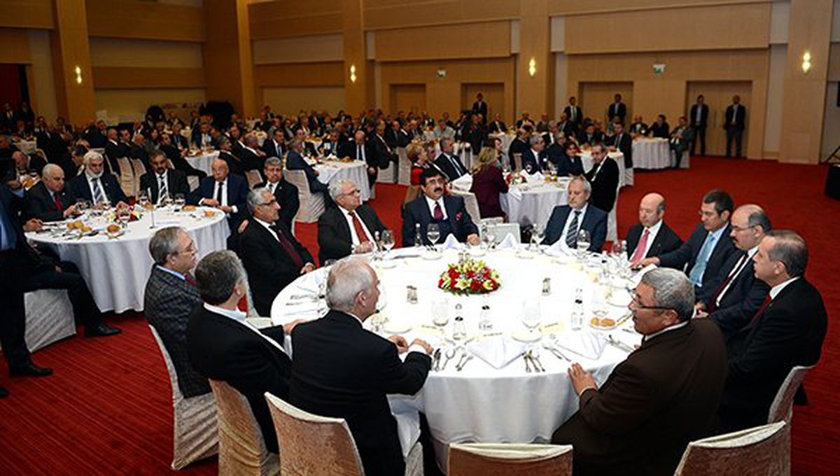 Erdoğan, AK Parti Milletvekilleriyle Kahvaltıda Buluştu