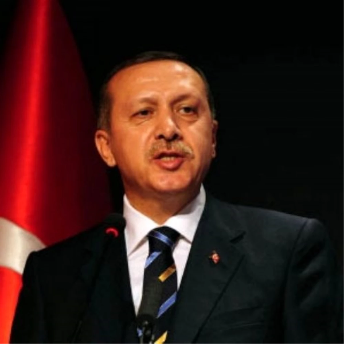 Erdoğan: "Ey Bahçeli, Gezicileri savunmak sana mı kaldı?" -