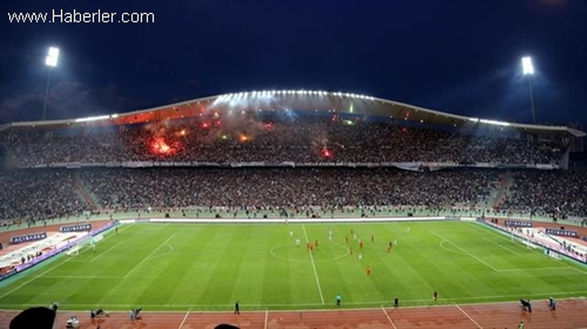 Beşiktaş Atatürk Olimpiyat Stadı\'nda Oynayacak