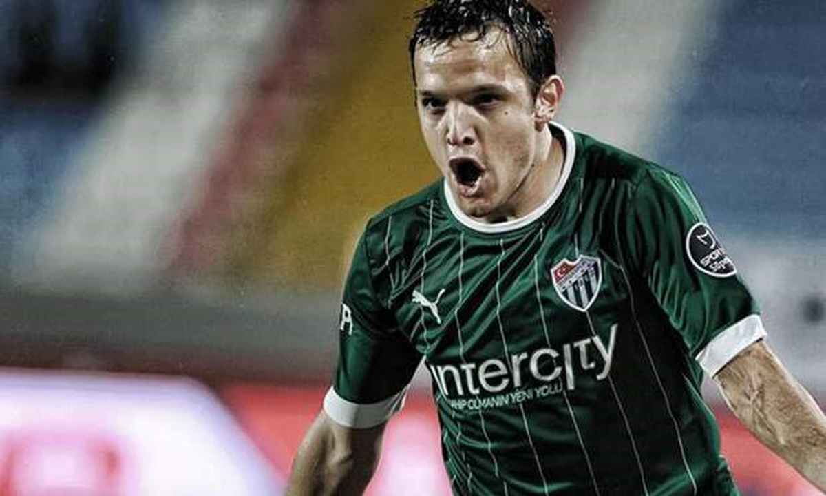 Bursaspor\'da Batalla\'nın Çin\'e Transferi