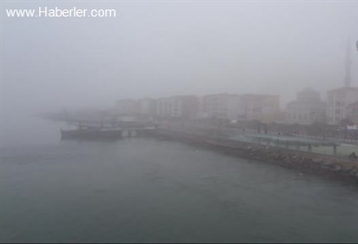 Çanakkale Boğazı\'nda Ulaşıma Sis Engeli