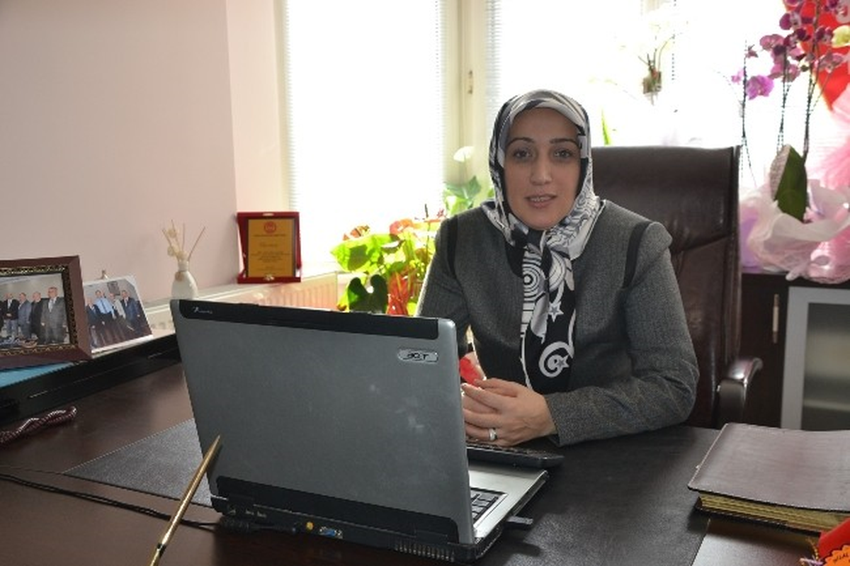 Diz Ağrısı Şikayetiyle Gittiği Hastanede Kemik Kanseri Olduğunu Öğrendi