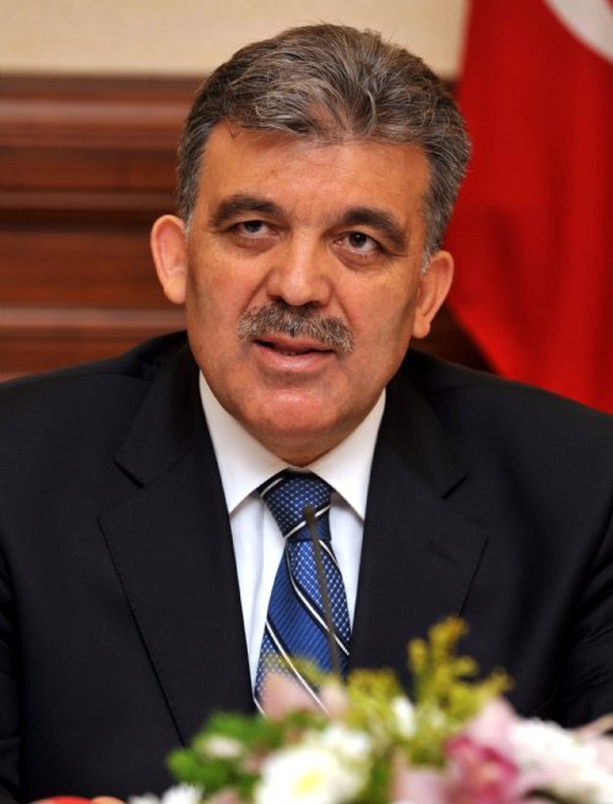 Cumhurbaşkanı Abdullah Gül, Kayak Takımını Oğluna Vermiş (2)