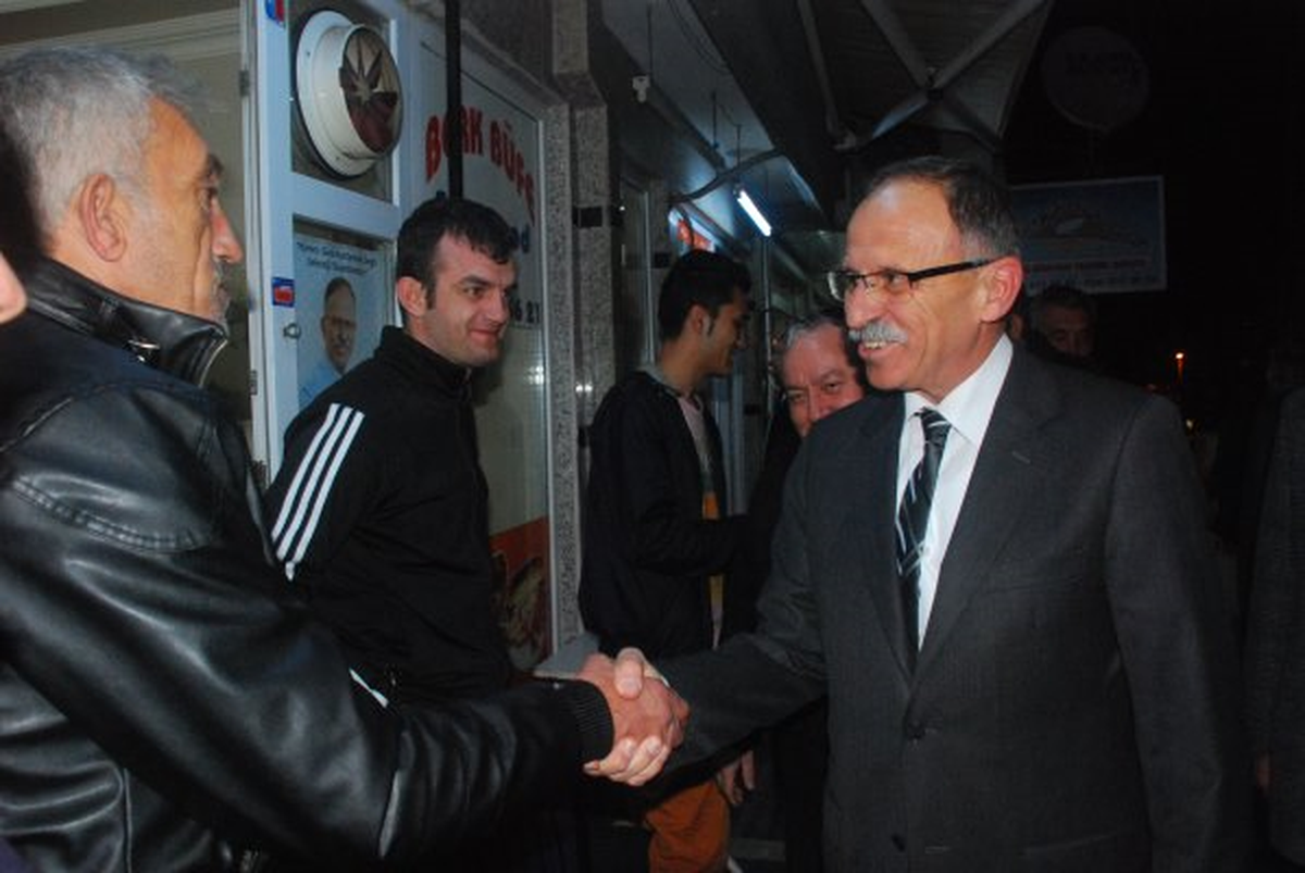 Hafsasultan\'ın "Gönlündeki Başkan" Azmi Açıkdil