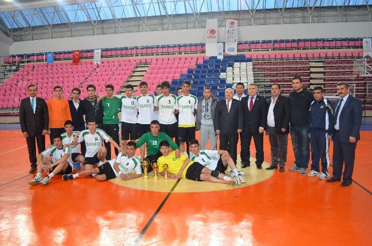 Hentbol Grup Maçları Sona Erdi