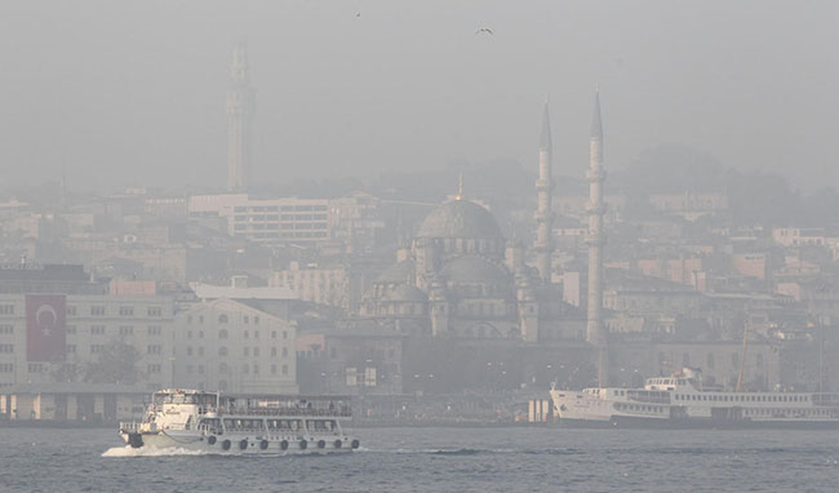 İstanbul\'da Sis