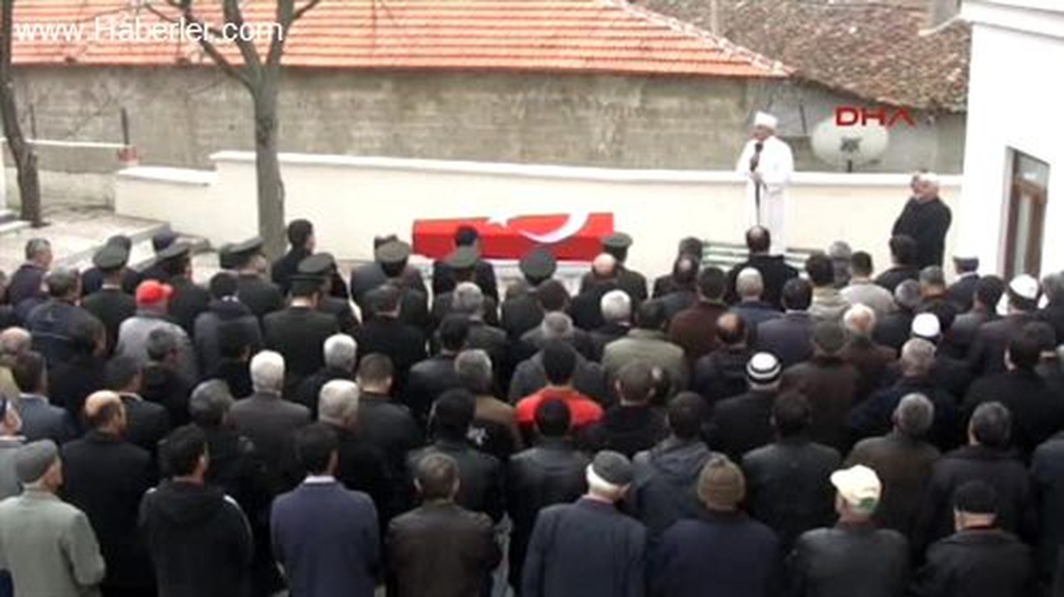 Nöbette Kendisini Vuran Asker Toprağa Verildi