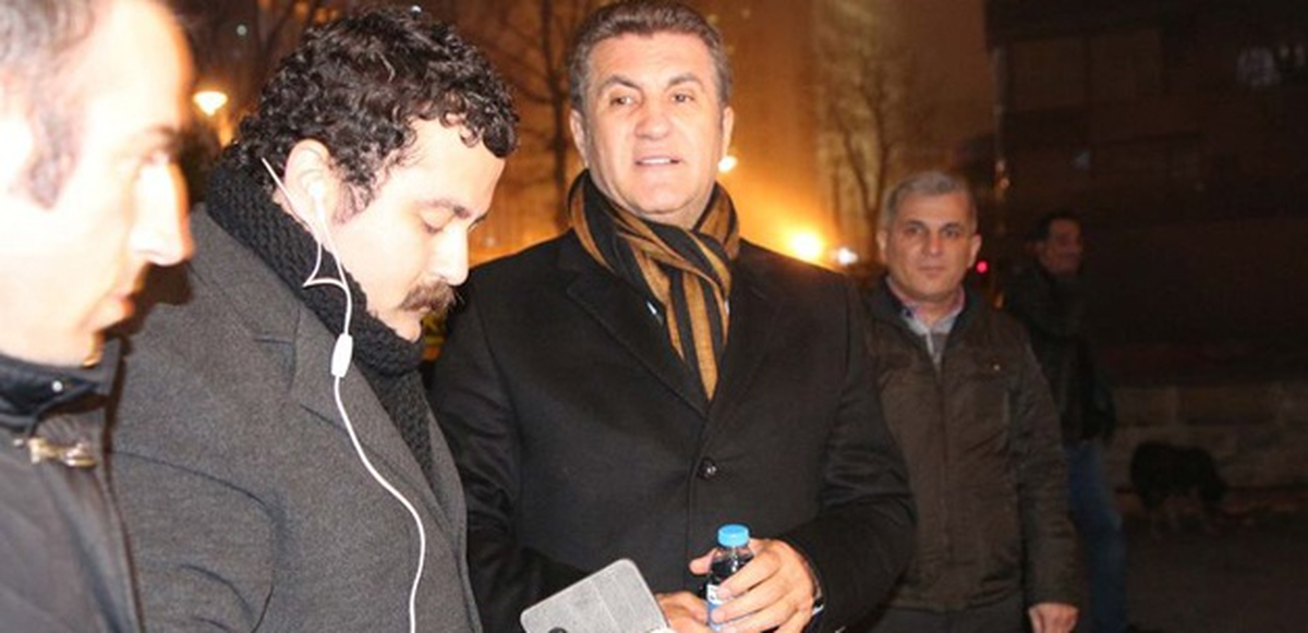 Sarıgül\'den Taksicilere Gece Yarısı Ziyareti