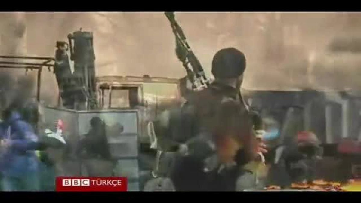 Savaşın Ortasında Müzik Sesleri