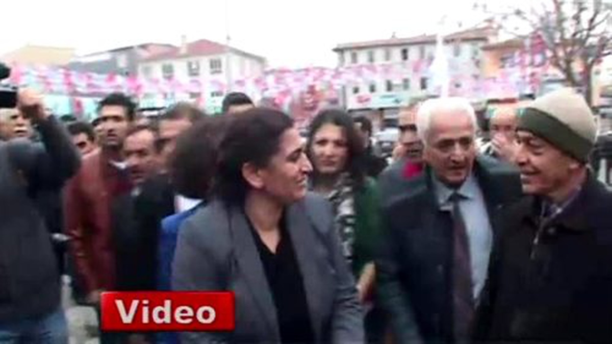 Sebahat Tuncel: \'Valla Biz Bu Oyunları Bilmiyoruz\'