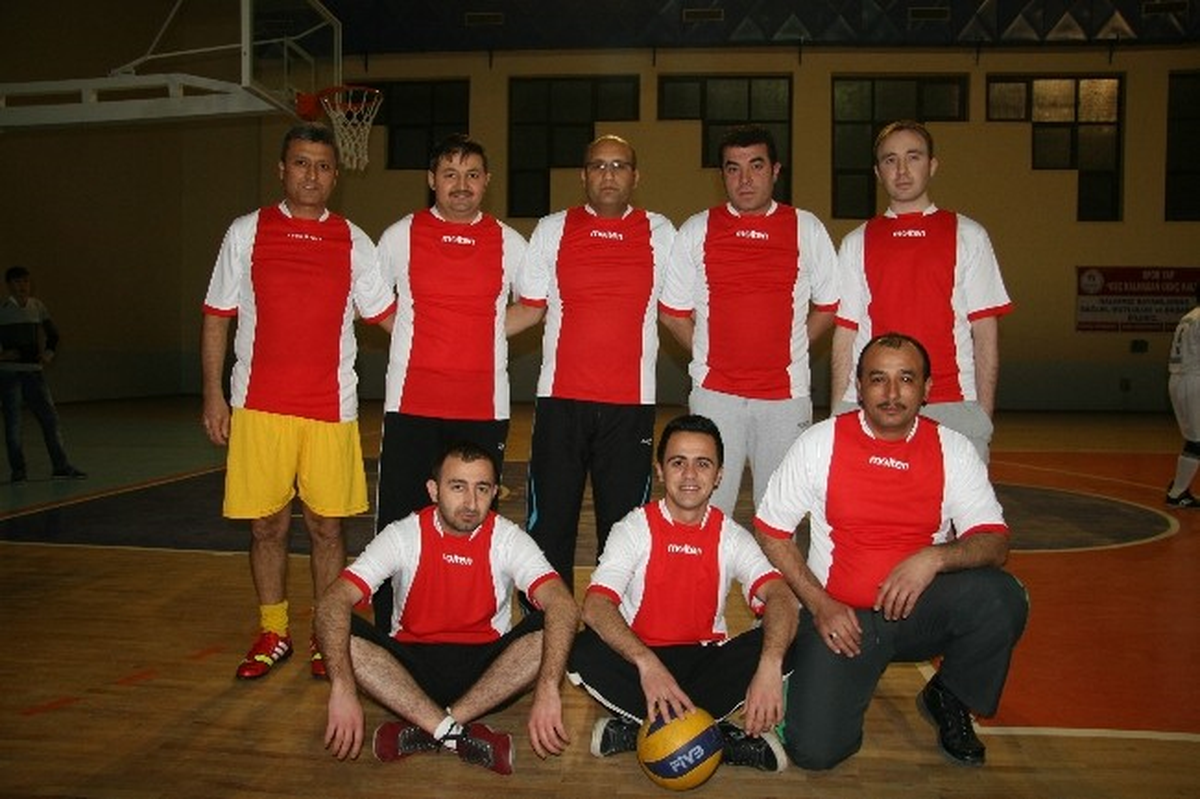 Sungurlu\'da Kurumlararası Voleybol Turnuvası