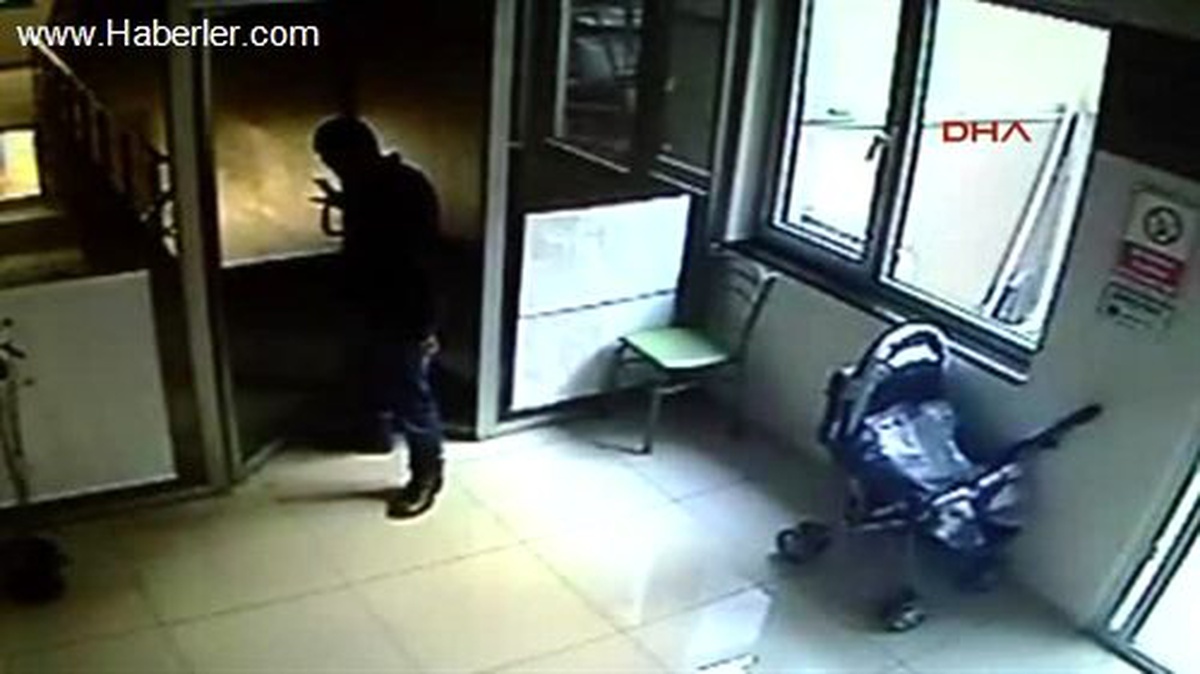 Sürücü Kursuna Giren Hırsızlar Kameraya Yakalandı
