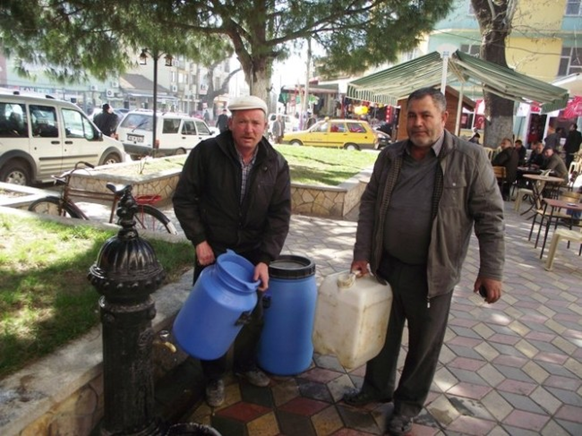 Balıkersirde Susuzlık Sorunu Erkekleri Eşlerinden Ayırdı