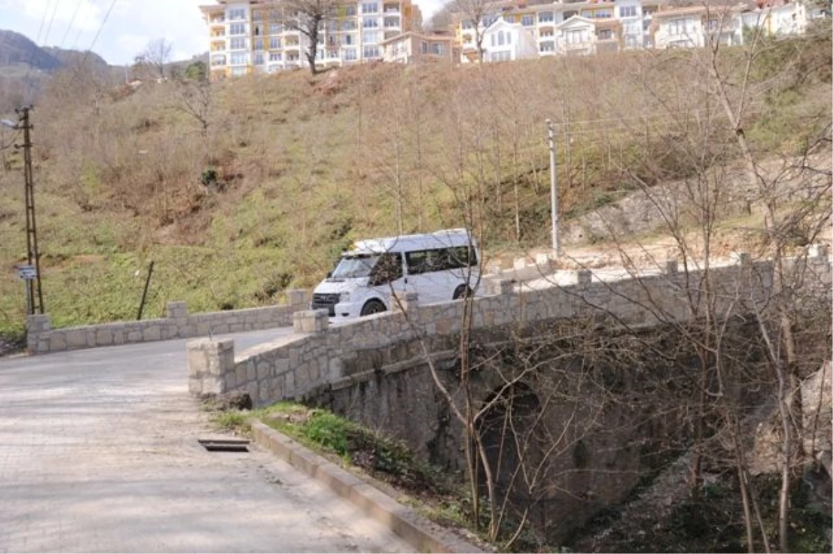 Ordu\'da Tarihi Köprü Araç Trafiğine Açıldı