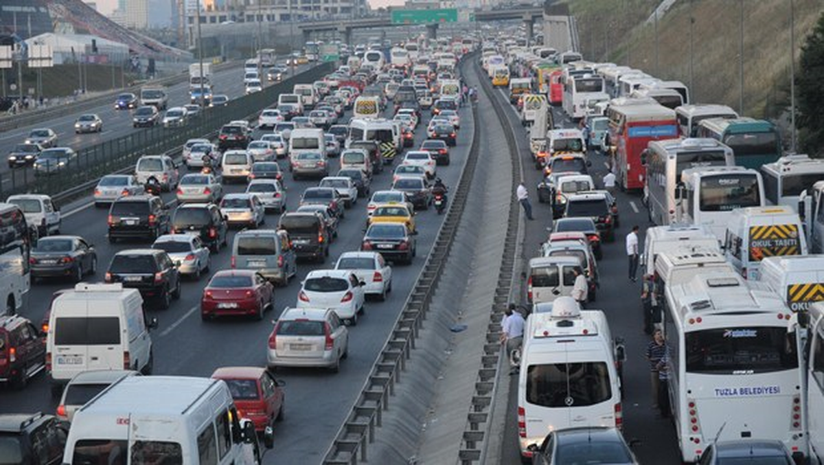 Trafiğe Kayıtlı Araç Sayısı 17 Milyon 939 Bin 447 Oldu