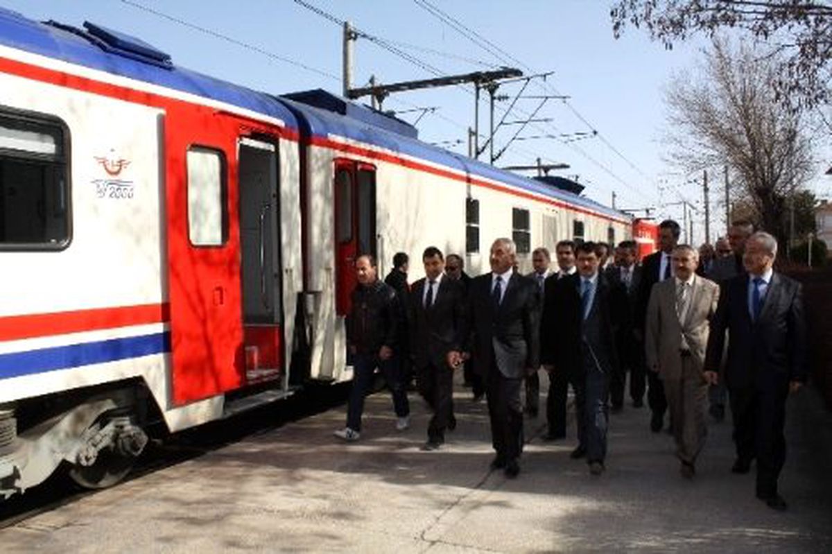 Vali Şahin, Tcdd 5. Bölge Müdürlüğünde İncelemelerde Bulundu
