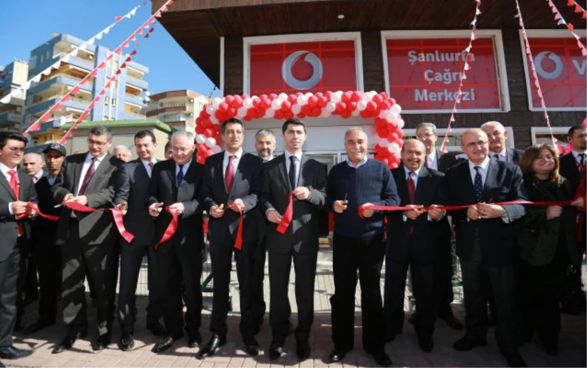 Vodafone Türkiye\'den Şanlıurfa\'ya 350 Kişilik İstihdam Yatırımı