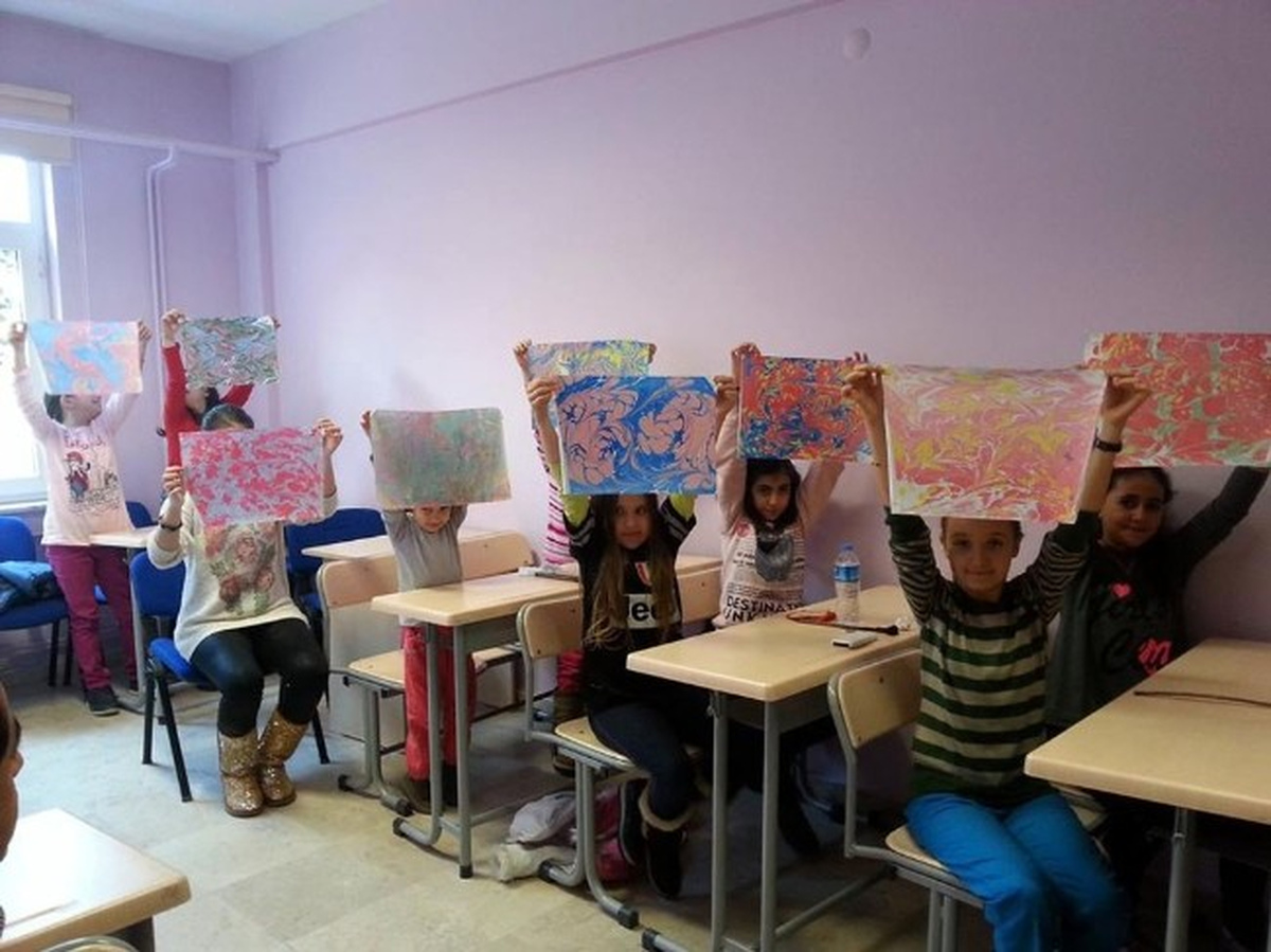 Yalovalı Gençlerin Ebru Merakı