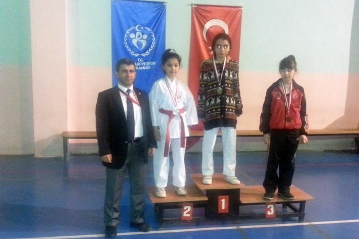 Yenişehirli Öğrenciler Bursa Karate Takımına Seçildi