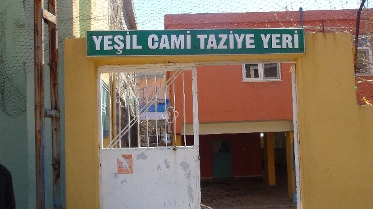 Ergani\'de Caminin Güvenlik Kamerası Çalındı