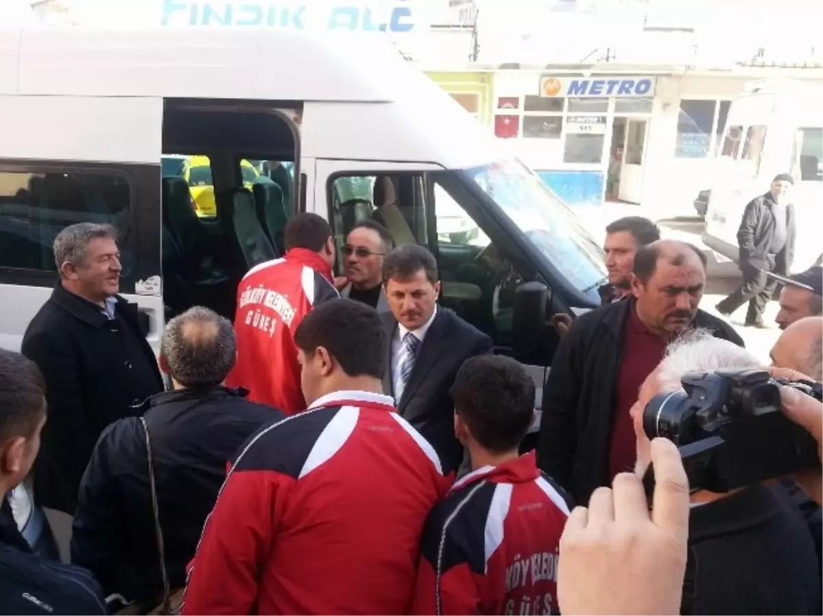Gölköy Belediyesi Güreş Takımı Şampiyonaya Uğurlandı