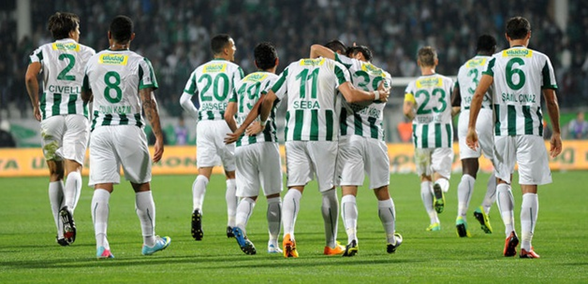 Kartalspor\'da Oyuncular Kulübü Boykot Etti