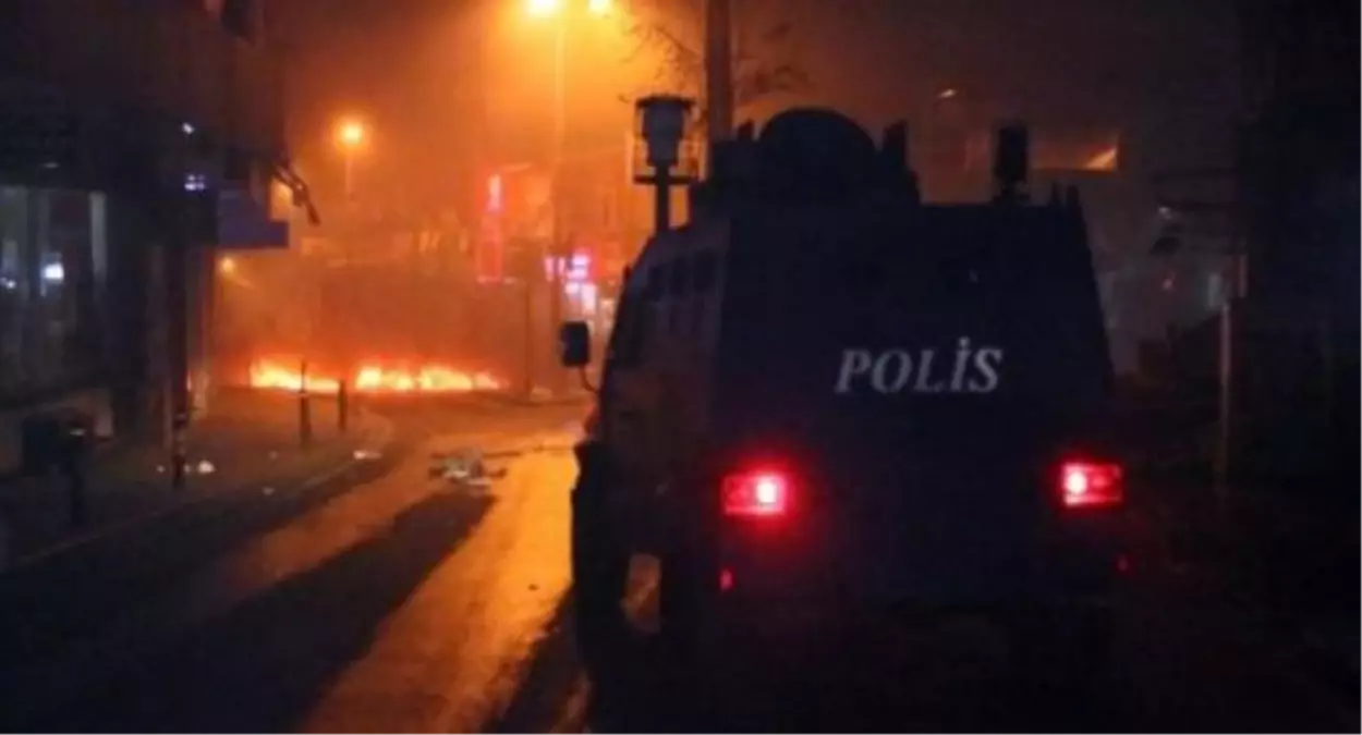 Okmeydanı\'nda Molotoflu Gece