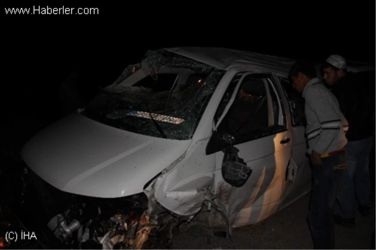 Şanlıurfa\'da trafik kazası: 4 yaralı
