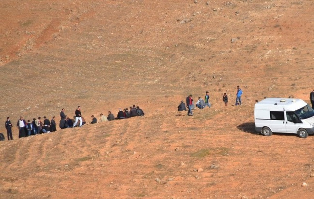Siirt\'te Bir Kişinin Ağaca Asılı Halde Cansız Bedenine Ulaşıldı