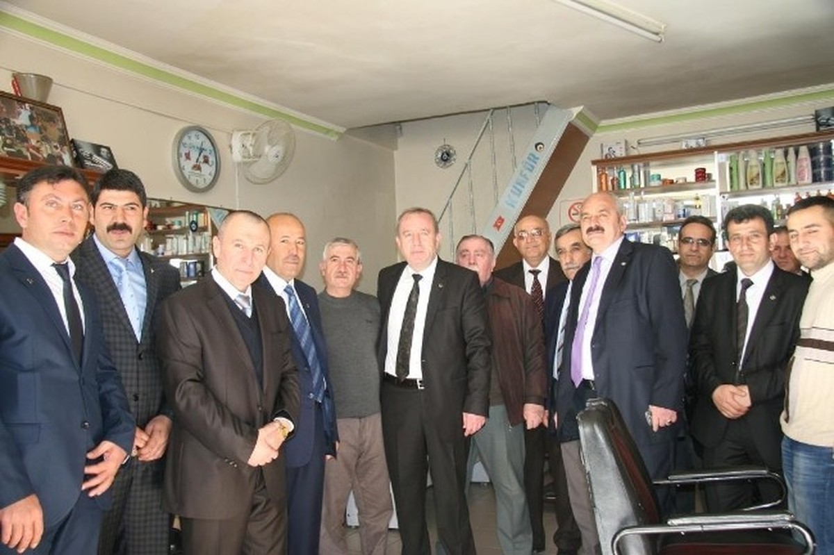 Sungurlu\'da MHP Belediye Meclis Üyeleri Sahaya İniyor