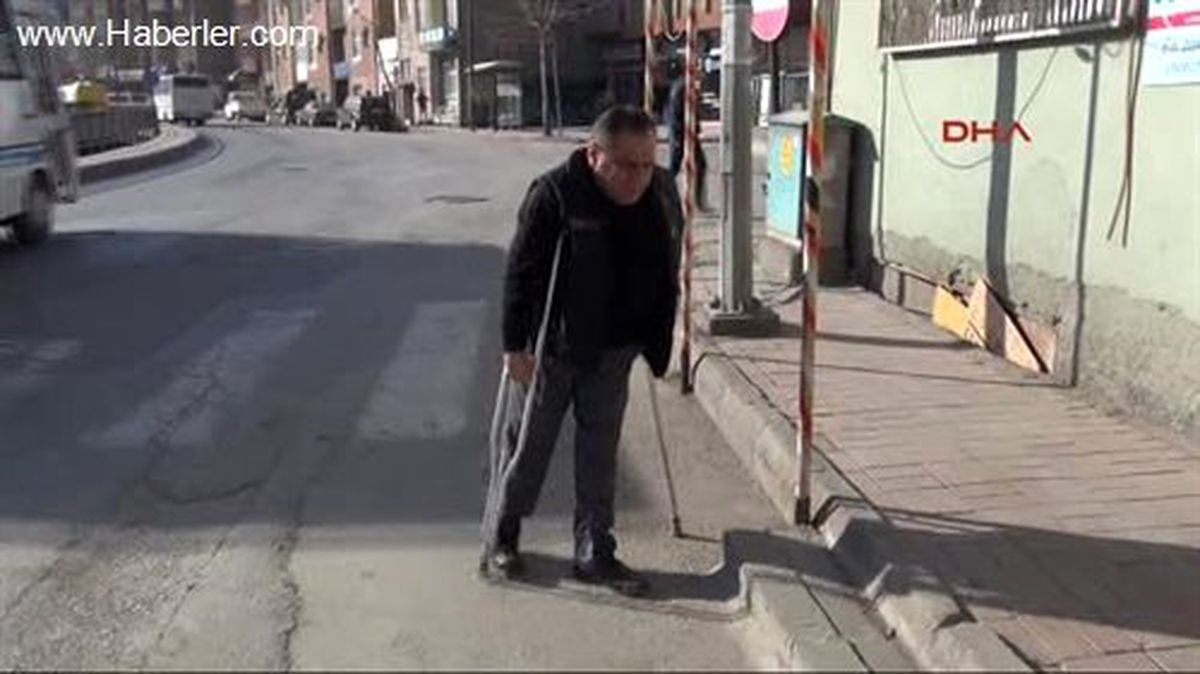 Yaşadığı Engelleri Kaldırmak İçin Muhtar Adayı Oldu