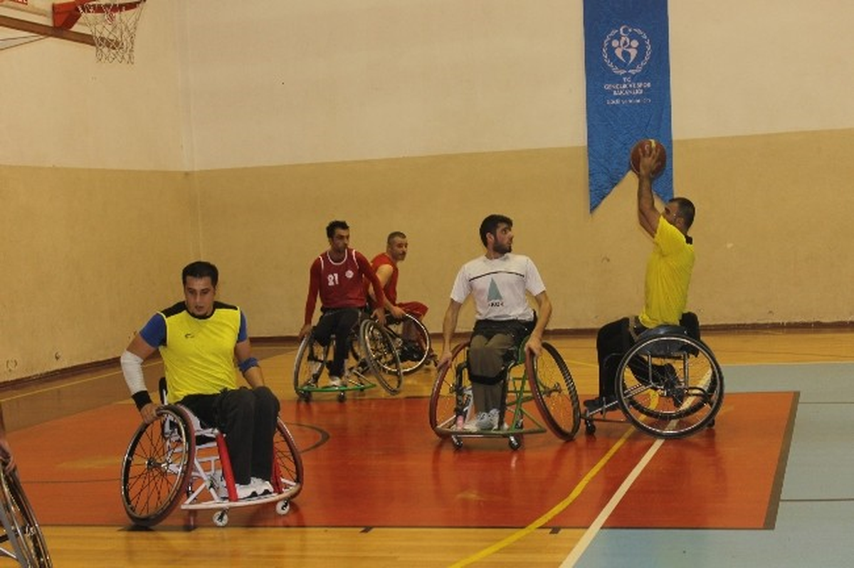 YOSK\'ta İzmir Harekatı Sürüyor