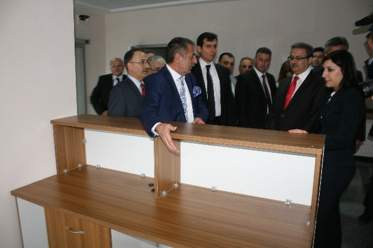 Agah Kafkas Hastanedeki Yüksek Bankolara Tepki Gösterdi