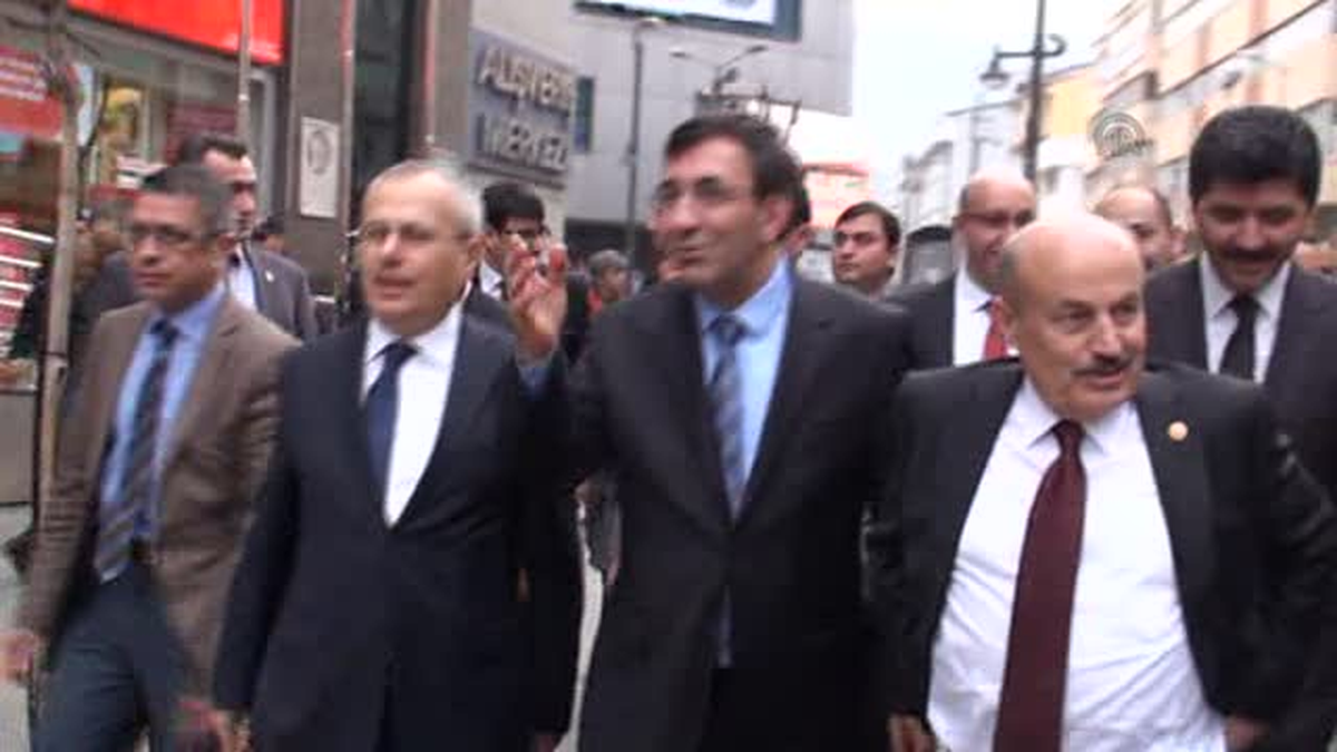 Bakan Yılmaz, AK Parti Karabük İl Başkanlığını ziyaret etti -