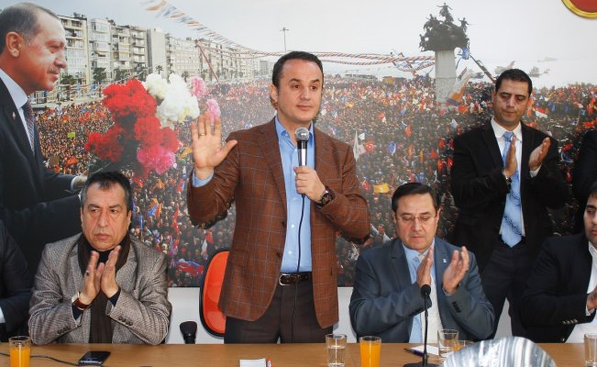 "CHP İzmirlileri \'Çantada Keklik\' Görüyor"