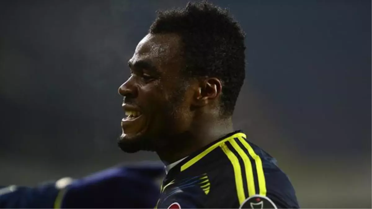 Emenike: Fenerbahçe\'de Her Şey Harika