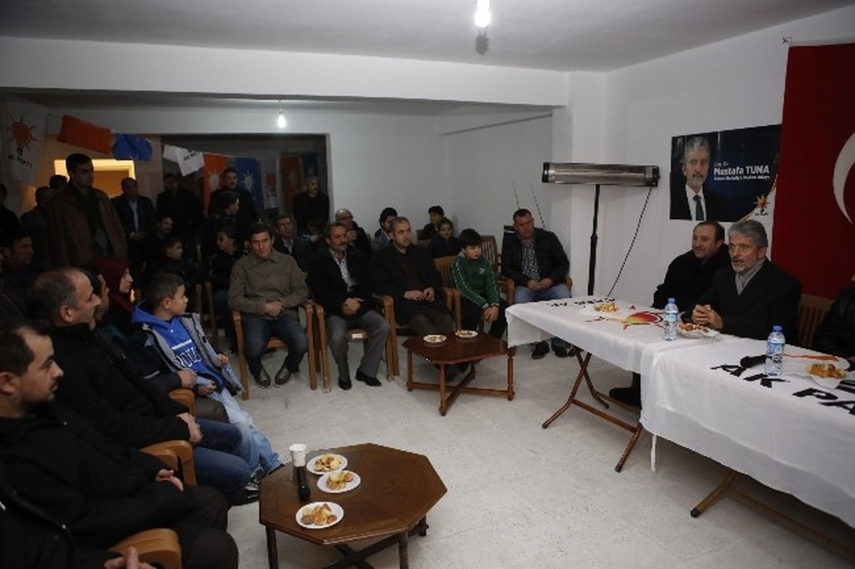 Ertuğrul Gazi Mahallesi Sakinleri ile Başkan Tuna El Ele