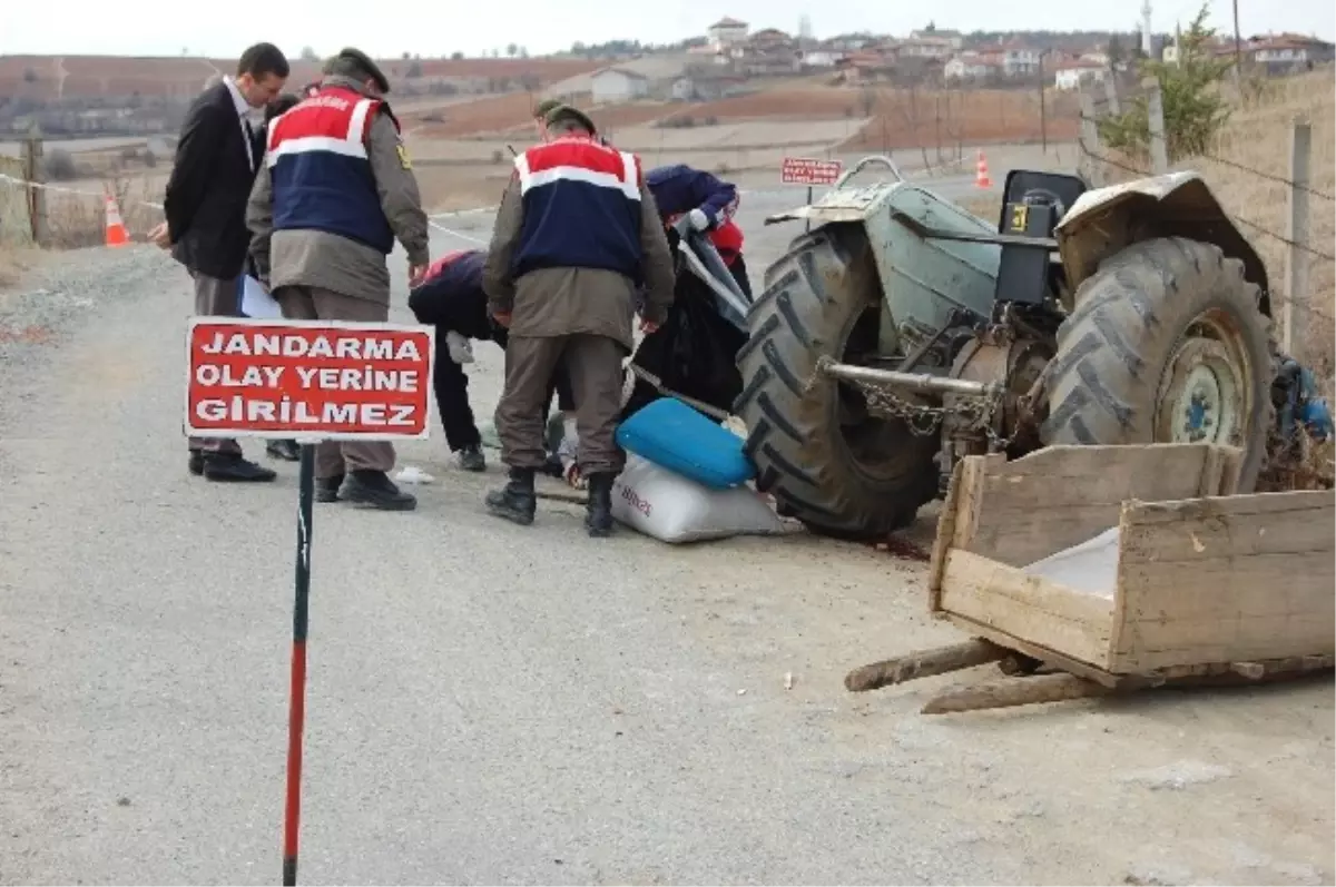 Taşköprü\'de Traktör Devrildi: 1 Ölü, 1 Yaralı