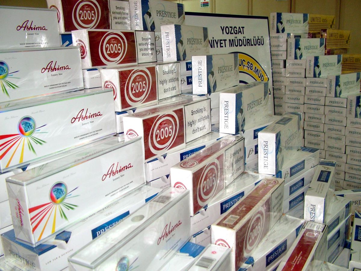 Yozgat Emniyet\'ten Bin 900 Paket Kaçak Sigara Yakaladı
