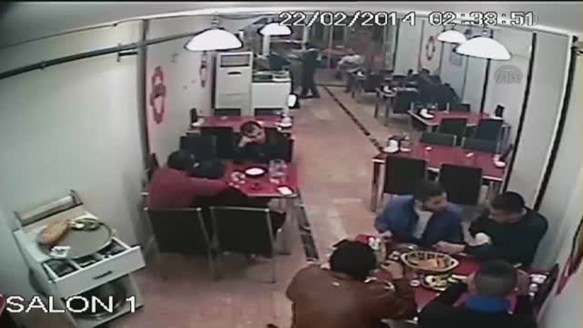 Malatya\'da Silahlı Kavga Güvenlik Kamerasında
