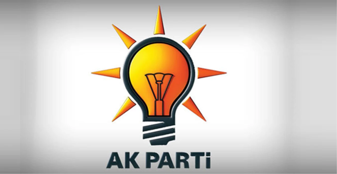 AK Parti\'de \'Paralel Avı\' İstifası