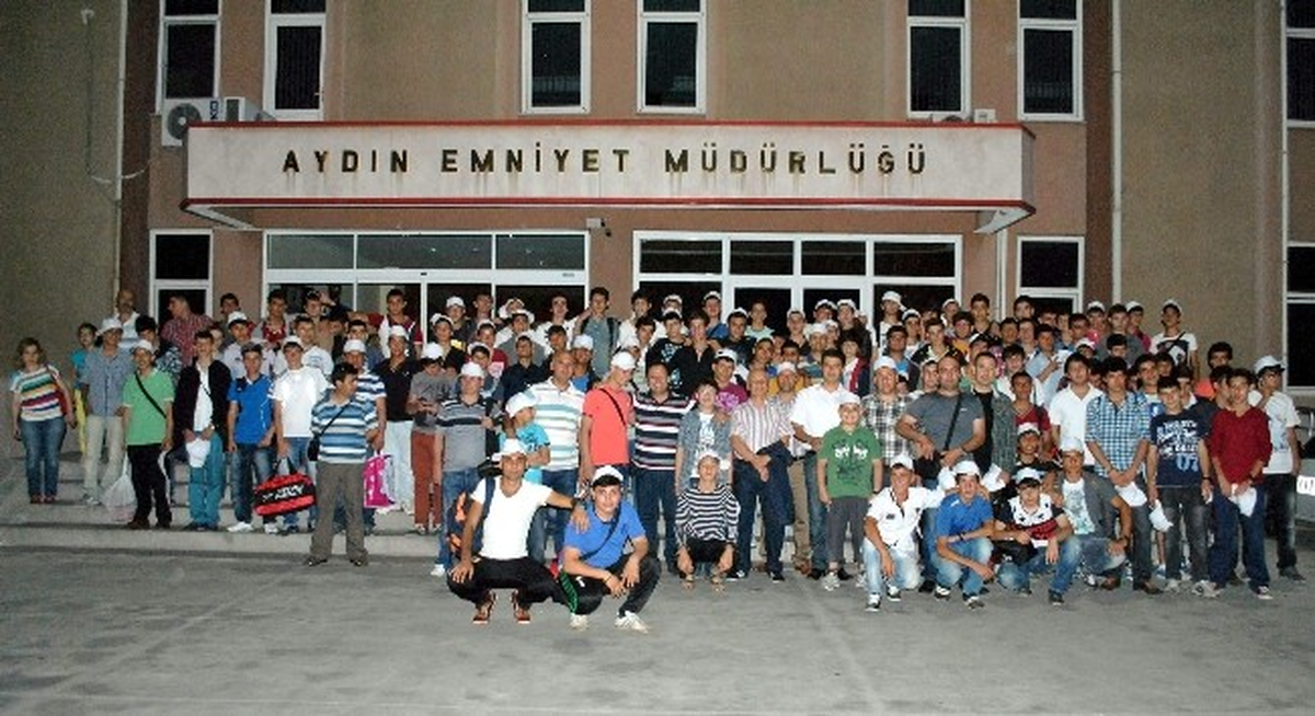 Aydın Polisi 90 Çocuğa Bursa\'yı Gezdirecek
