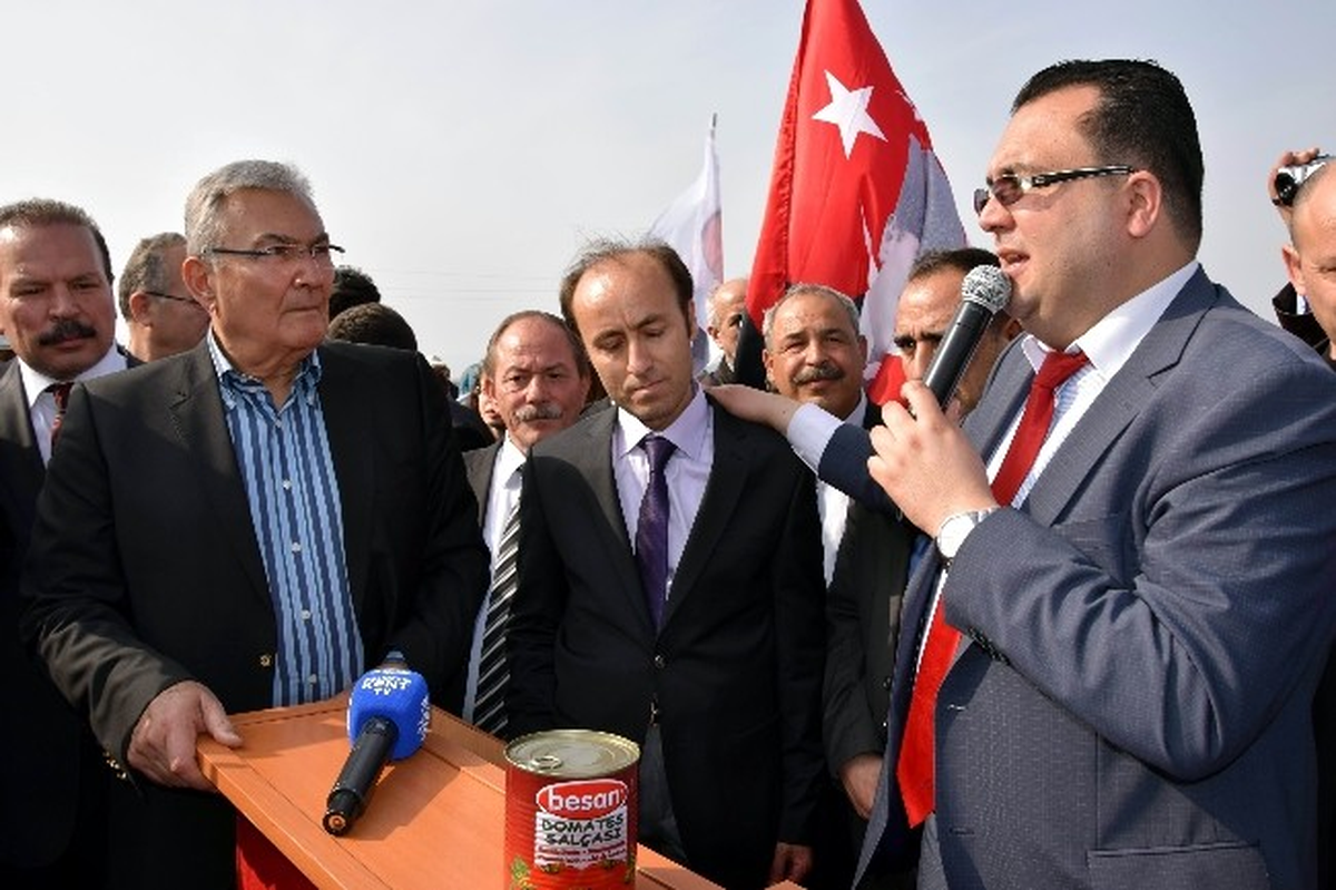 Baykal Sındırgı\'da Salça Fabrikası Temeli Attı