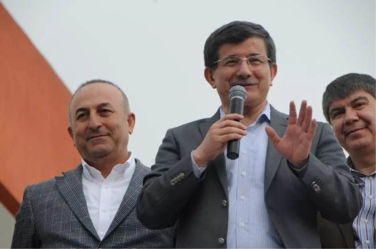 Dışişleri Bakanı Ahmet Davutoğlu Manavgat\'ta