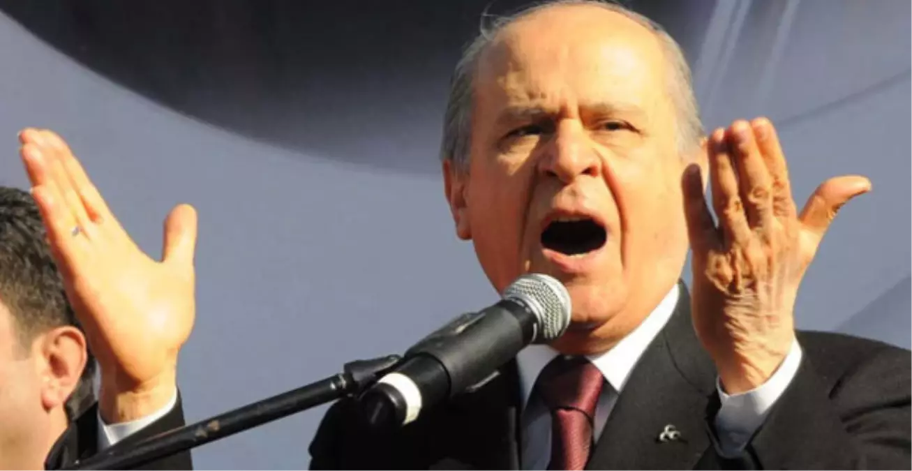 \'Dombra\' Şarkısının Devlet Bahçeli Versiyonu