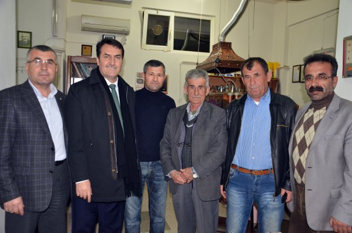 Dündar Seçim Gezilerini Sürdürüyor