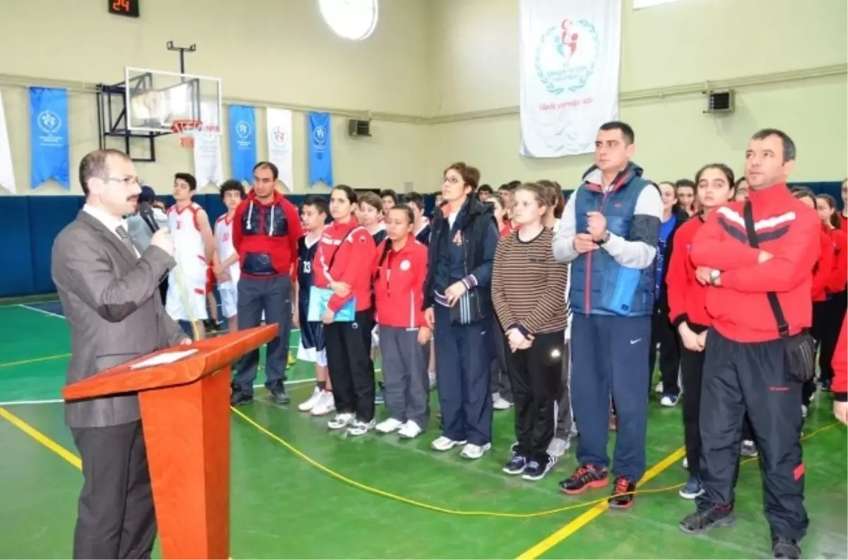 Düzce\'de Analig Basketbol Grup Müsabakaları Başladı